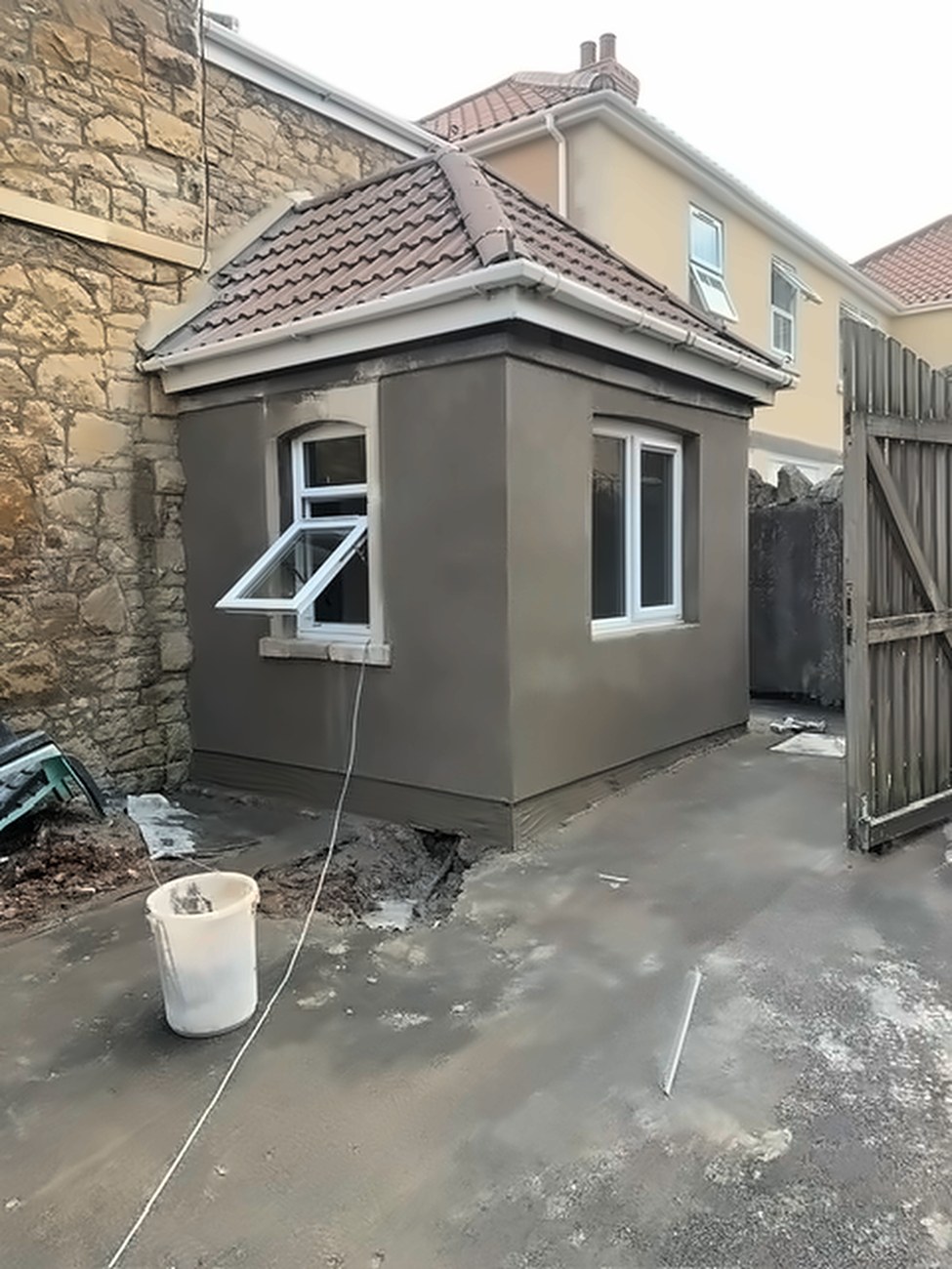 Garden annexe – during